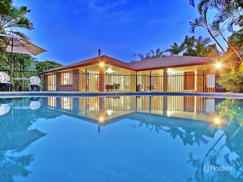 15 St John Close, Parkinson QLD 4115