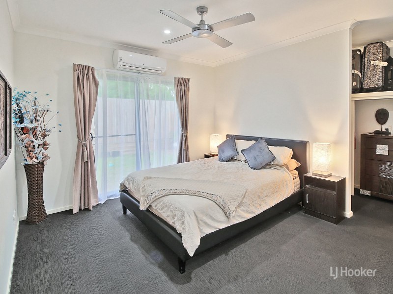 11 Wattle Grove, Boronia Heights QLD 4124