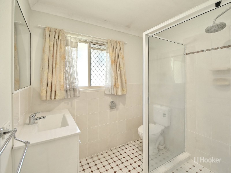 88 Bannockburn Crescent, Parkinson QLD 4115