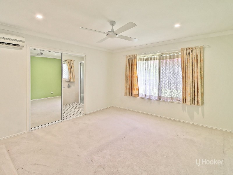 88 Bannockburn Crescent, Parkinson QLD 4115