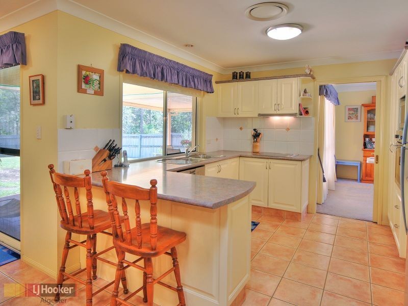 8 Clembury Place, Algester QLD 4115