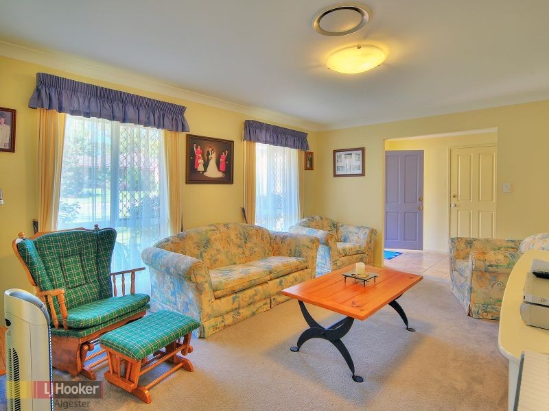 8 Clembury Place, Algester QLD 4115