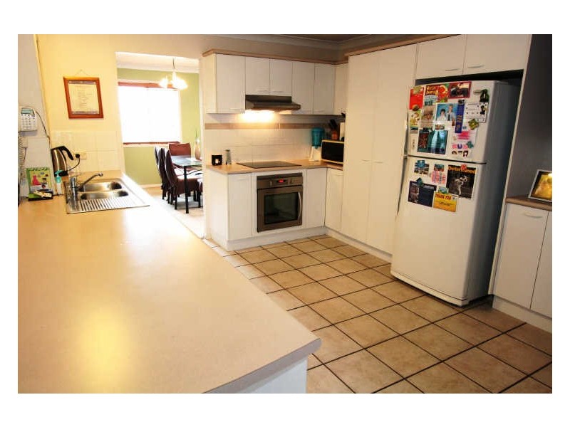 25 Lyrebird Street, Calamvale QLD 4116