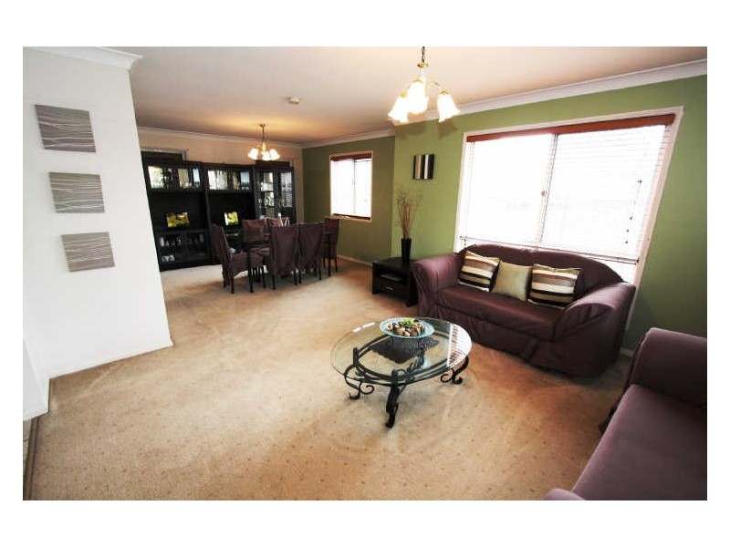 25 Lyrebird Street, Calamvale QLD 4116