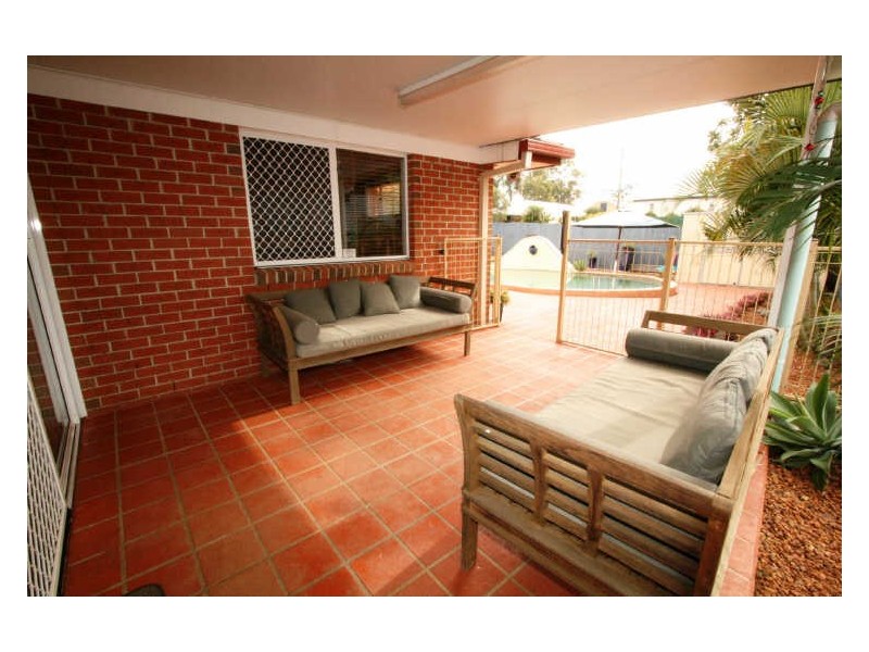 25 Lyrebird Street, Calamvale QLD 4116