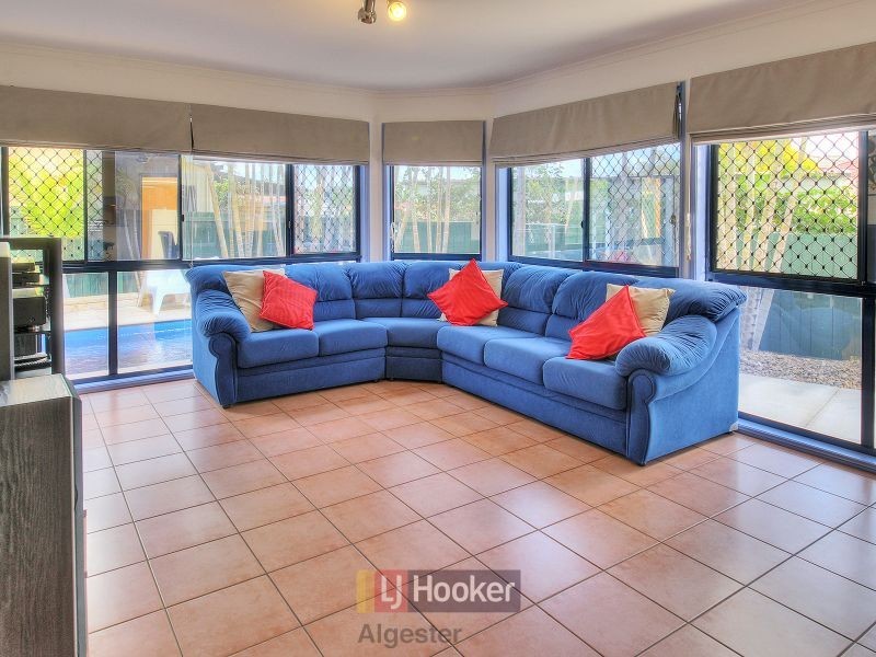 169 Glenfield Street, Parkinson QLD 4115