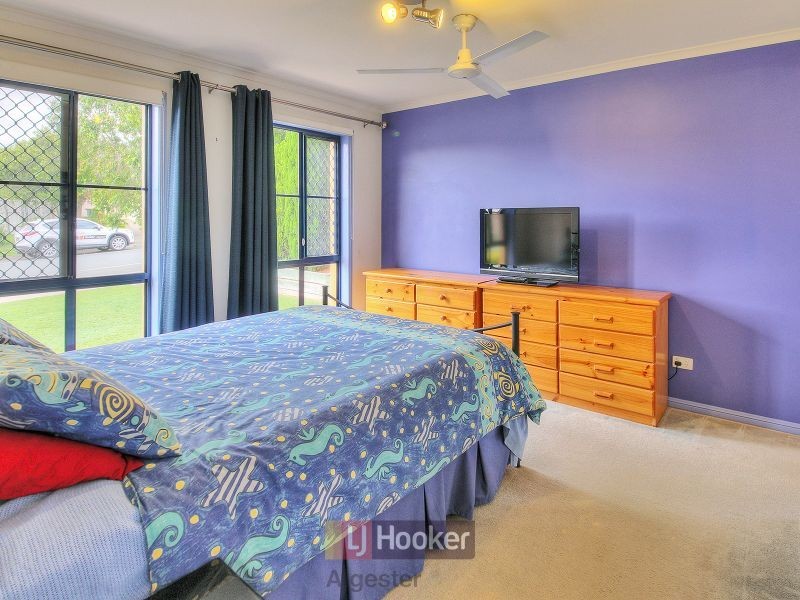 169 Glenfield Street, Parkinson QLD 4115