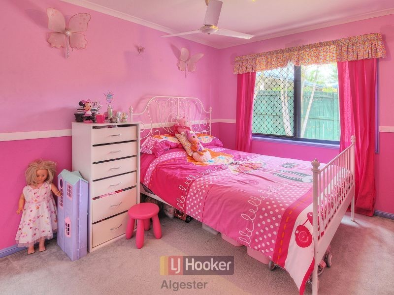 169 Glenfield Street, Parkinson QLD 4115