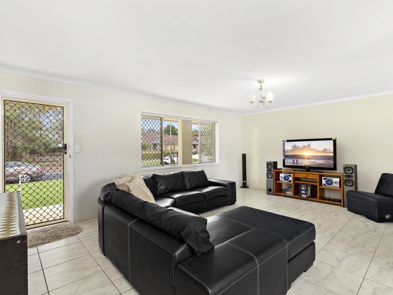 126 Dalmeny Street, Algester QLD 4115