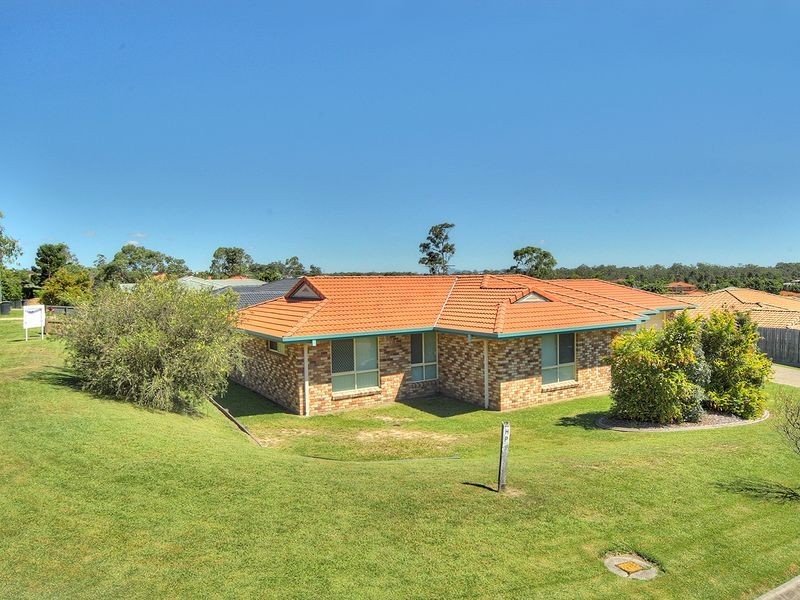 4 Maryland Place, Parkinson QLD 4115