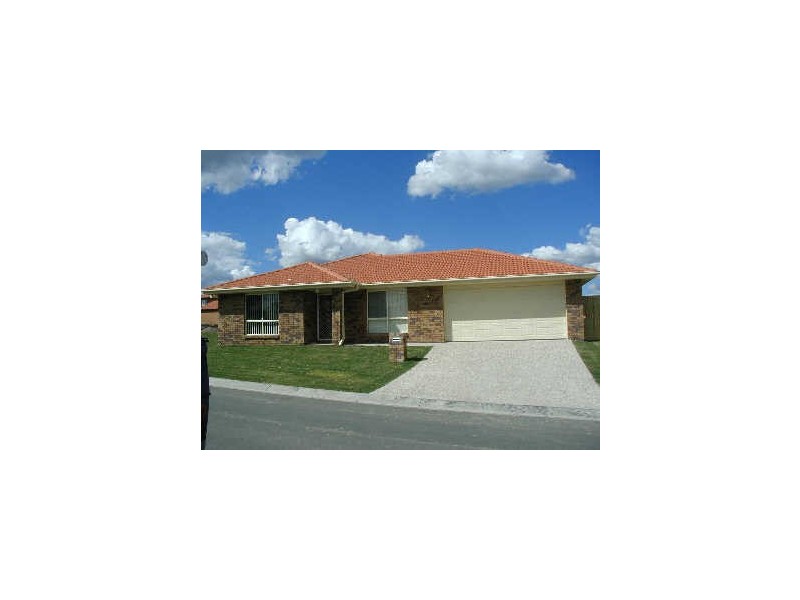 17 Newland Crescent, Parkinson QLD 4115