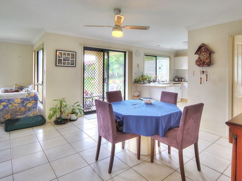 16 Cordeaux Place, Parkinson QLD 4115