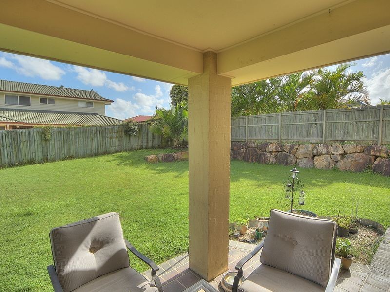 16 Cordeaux Place, Parkinson QLD 4115