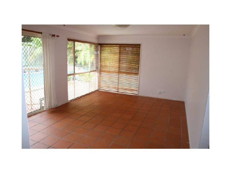 25 Gunee Place, Parkinson QLD 4115