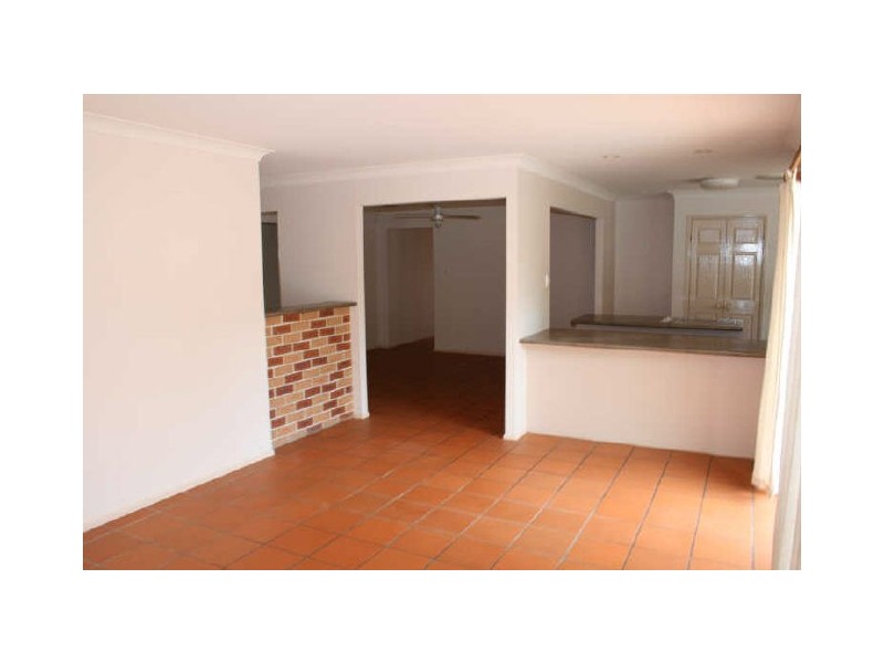25 Gunee Place, Parkinson QLD 4115