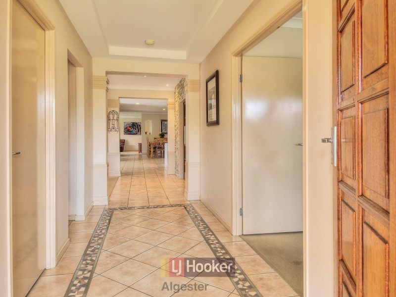 77 Ulinga Crescent, Parkinson QLD 4115