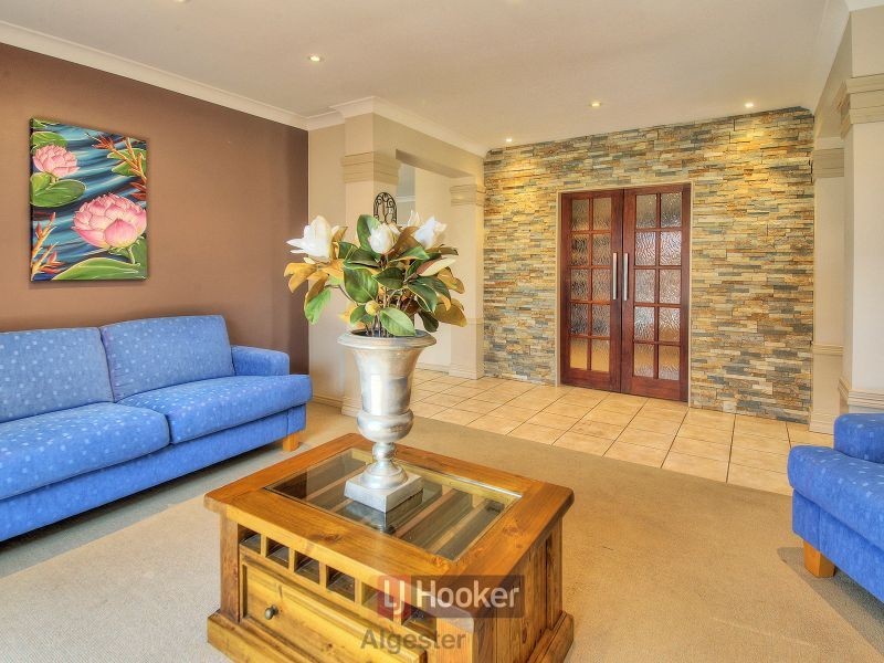 77 Ulinga Crescent, Parkinson QLD 4115