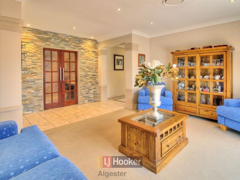 77 Ulinga Crescent, Parkinson QLD 4115