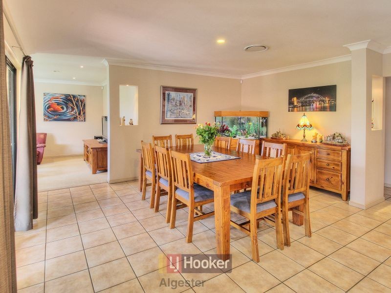 77 Ulinga Crescent, Parkinson QLD 4115