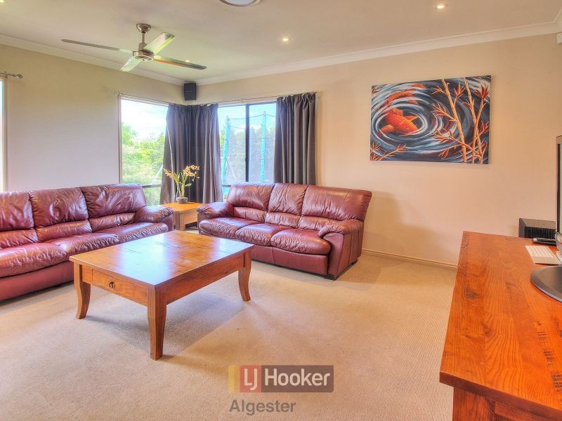 77 Ulinga Crescent, Parkinson QLD 4115