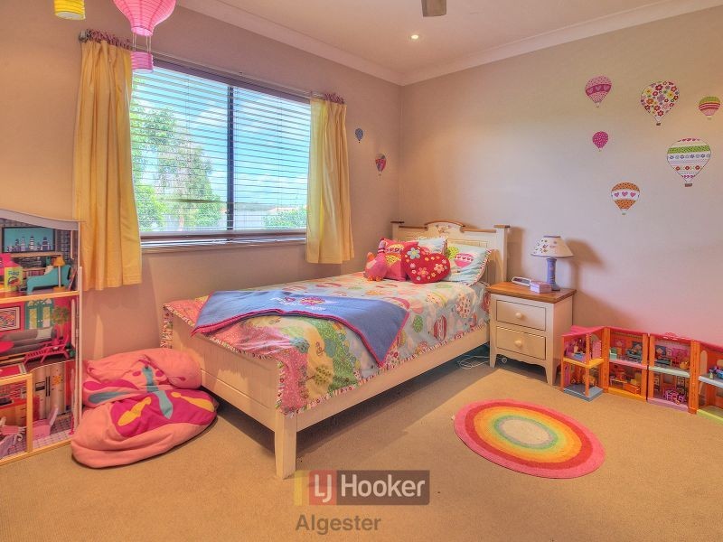 77 Ulinga Crescent, Parkinson QLD 4115