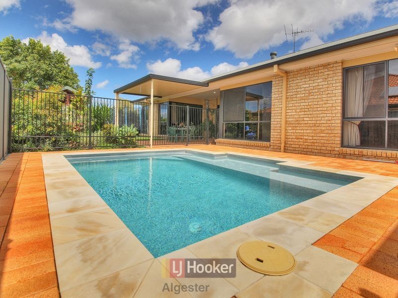 77 Ulinga Crescent, Parkinson QLD 4115