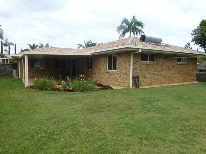 6 Balgownie Crescent, Parkinson QLD 4115