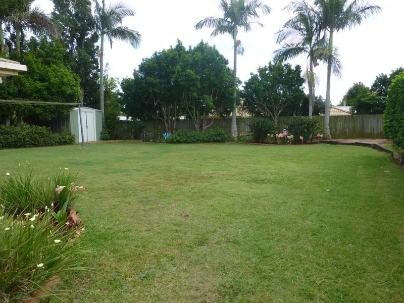 6 Balgownie Crescent, Parkinson QLD 4115
