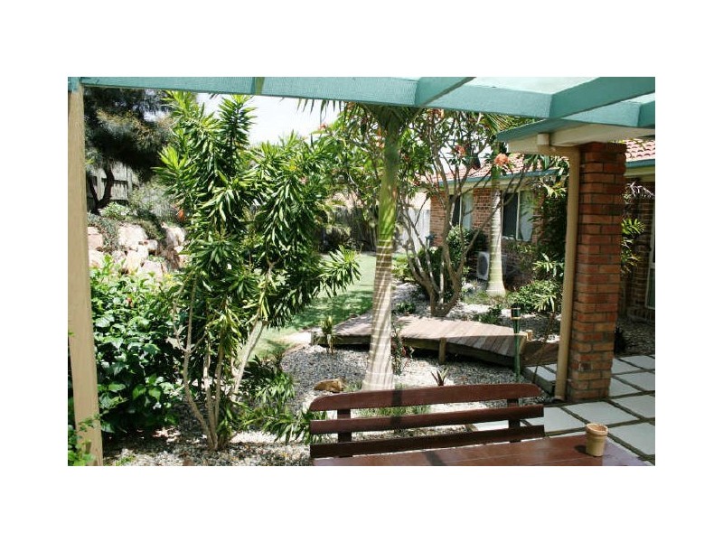 19 Hamersley Place, Parkinson QLD 4115