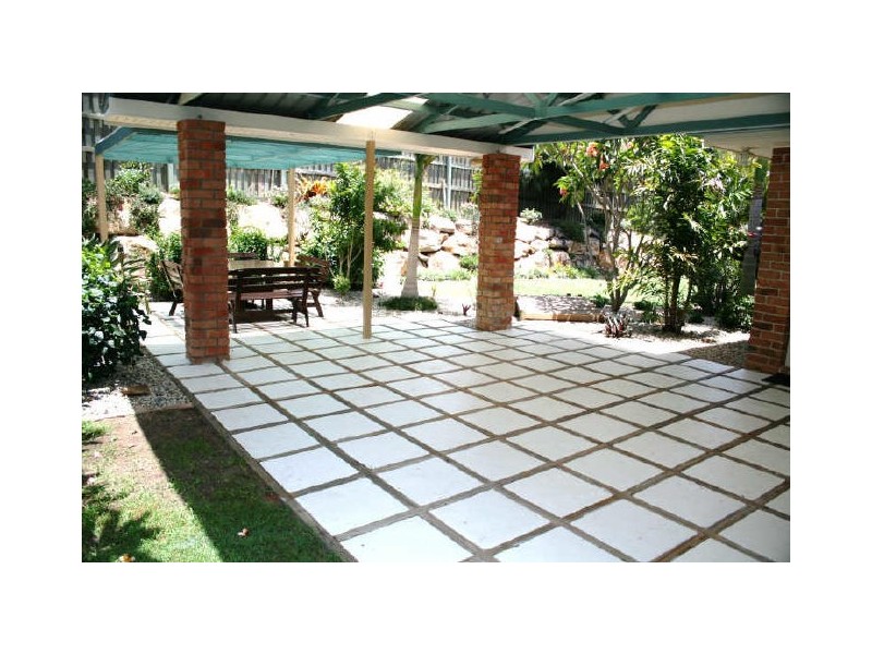 19 Hamersley Place, Parkinson QLD 4115