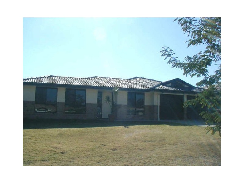 4 Otway Place, Parkinson QLD 4115