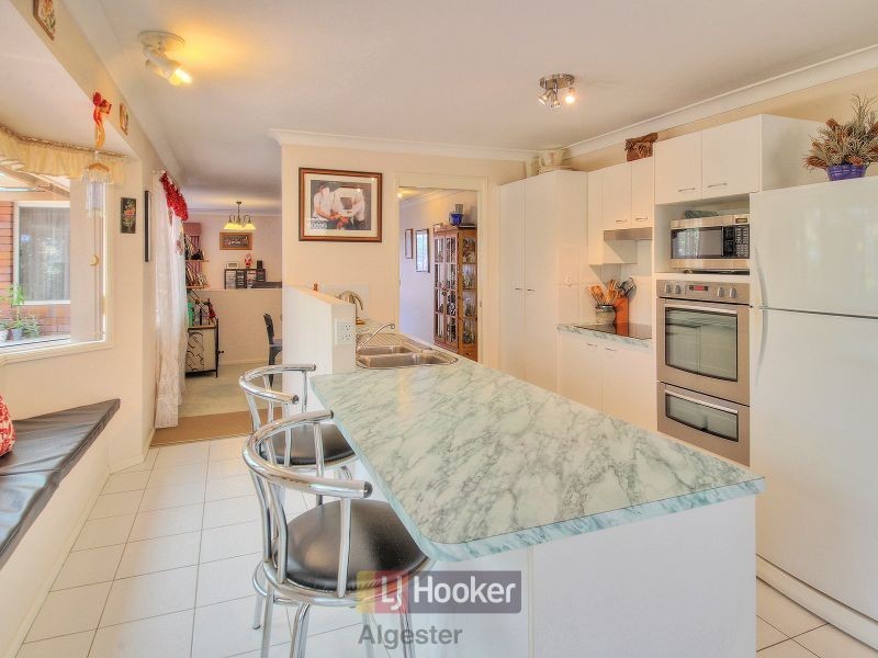 10 Bethany Place, Parkinson QLD 4115