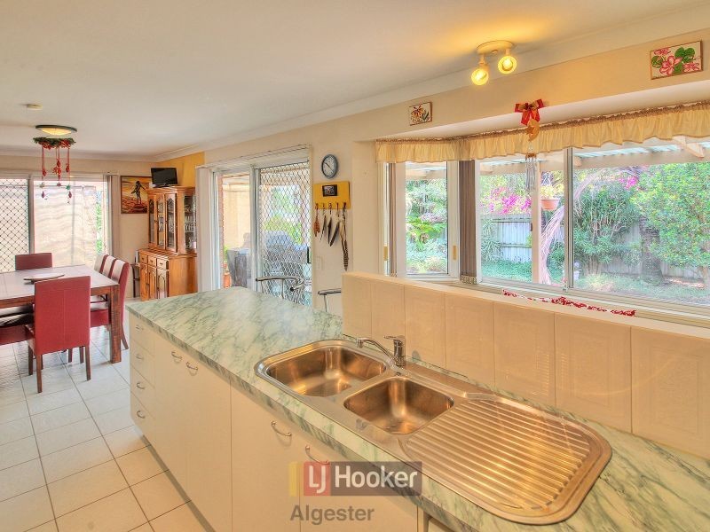 10 Bethany Place, Parkinson QLD 4115