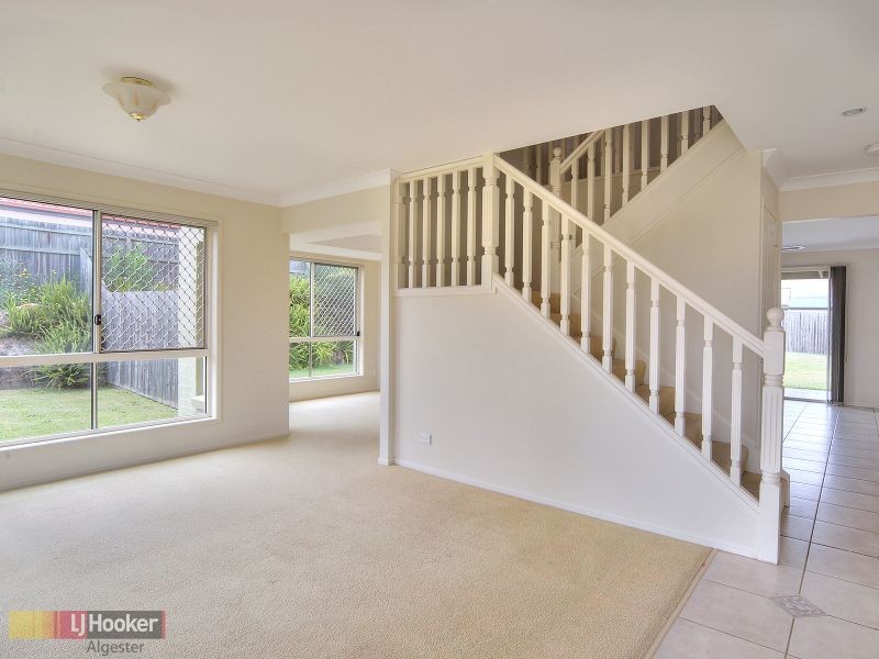 19 Cordeaux Place, Parkinson QLD 4115
