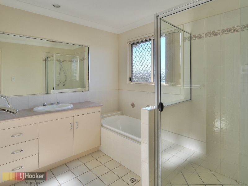 19 Cordeaux Place, Parkinson QLD 4115