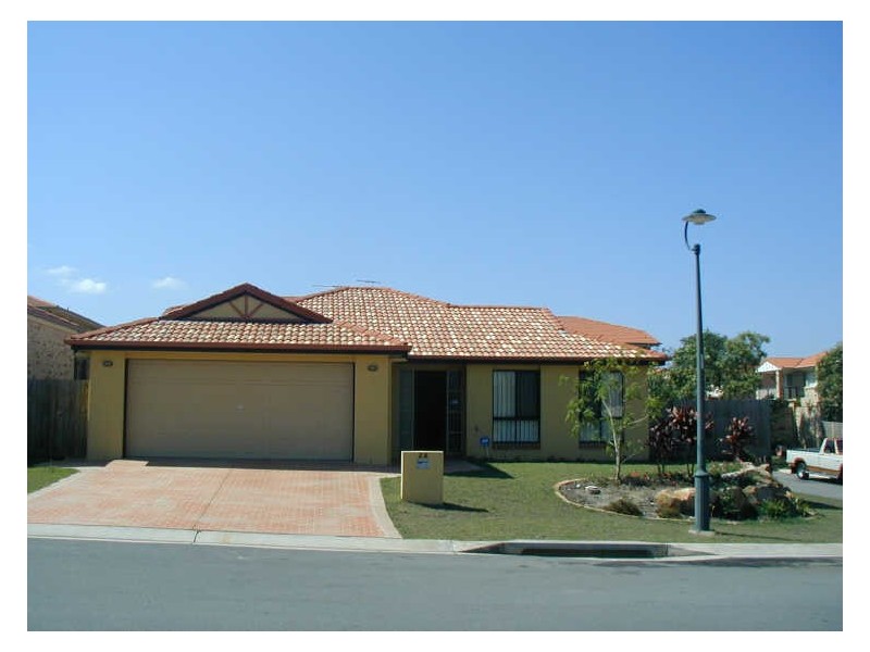 28 Pinedale Crescent, Parkinson QLD 4115