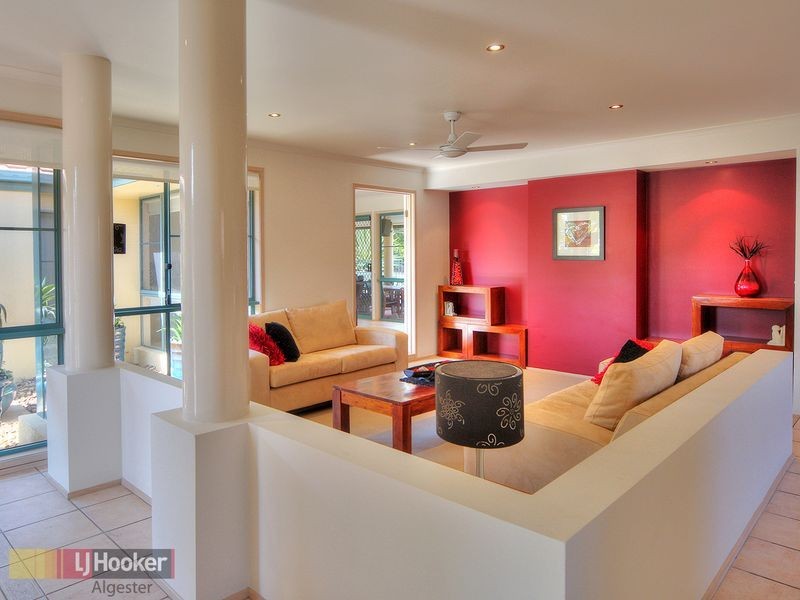 11 Taupo Place, Parkinson QLD 4115