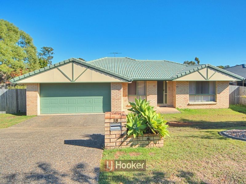 18 Clifton Place, Parkinson QLD 4115