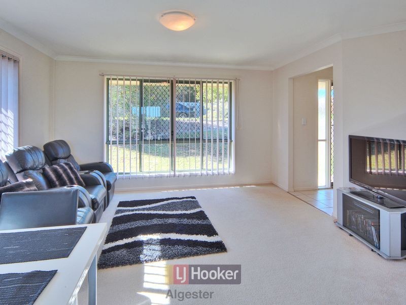 18 Clifton Place, Parkinson QLD 4115