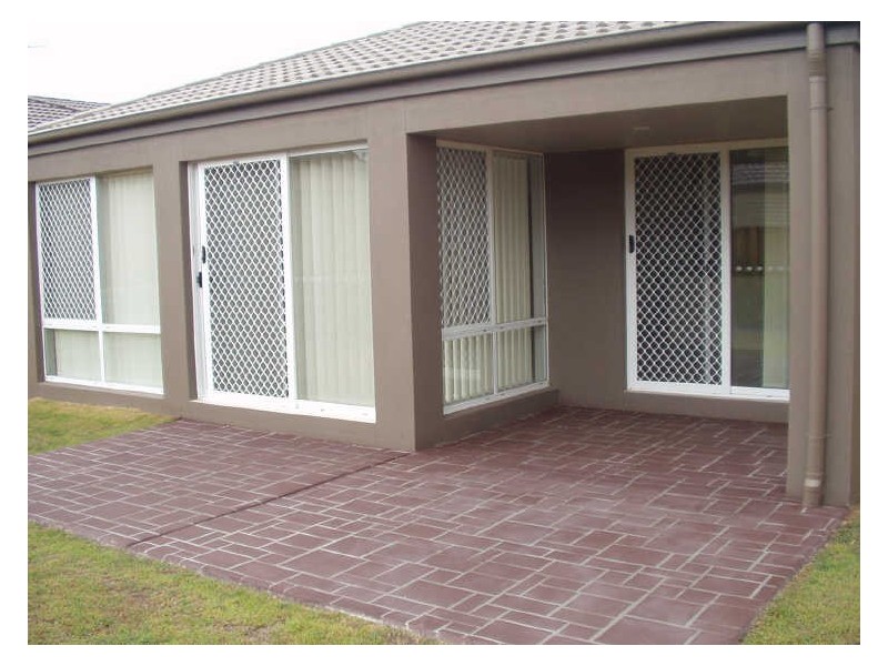 12 Budawang Street, Parkinson QLD 4115