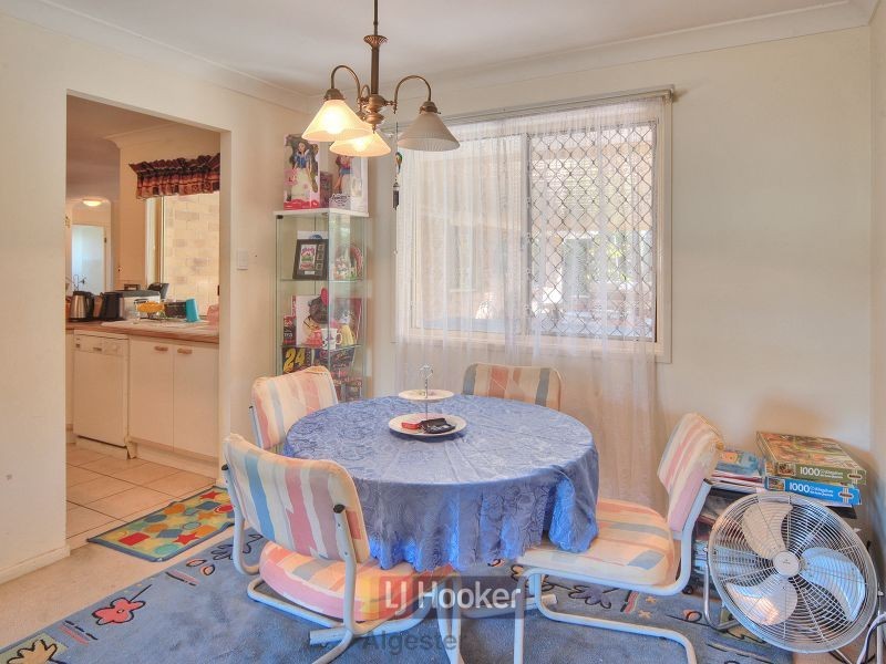 6 Balgownie Crescent, Parkinson QLD 4115