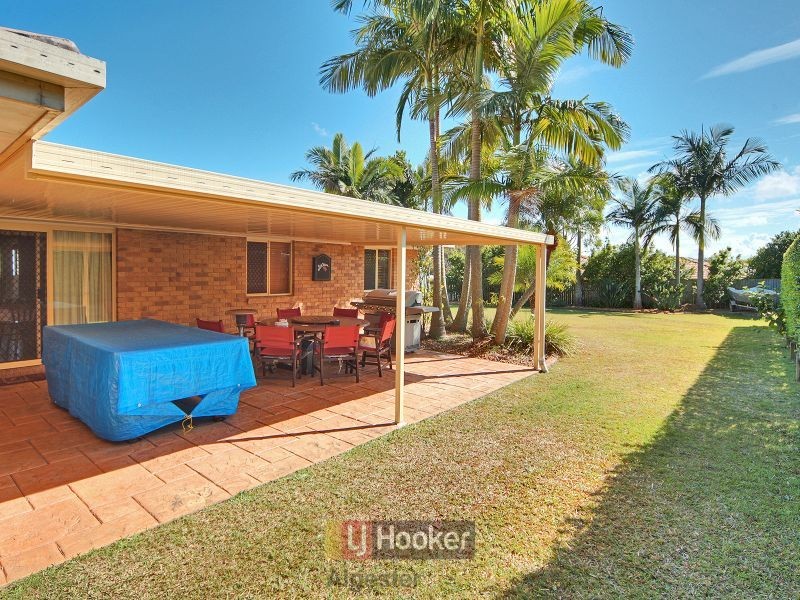 6 Balgownie Crescent, Parkinson QLD 4115