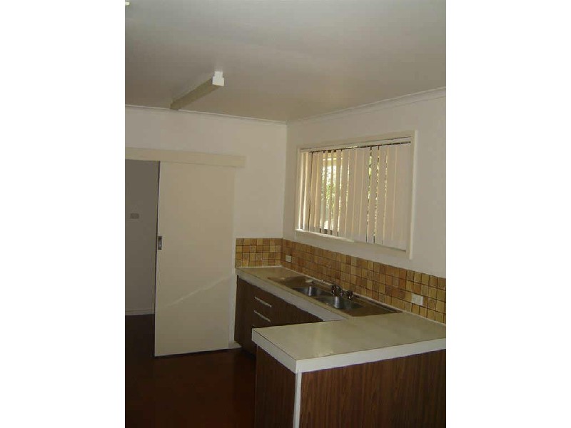 20 Dan Street, Graceville QLD 4075