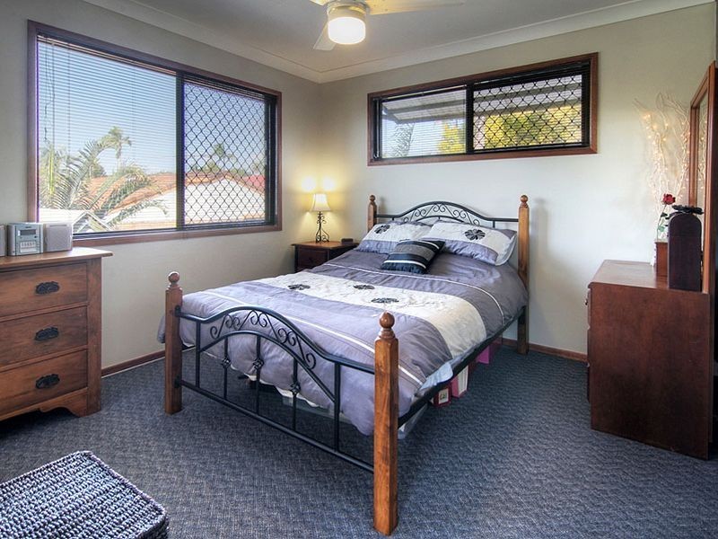 24 Owenia Street, Algester QLD 4115