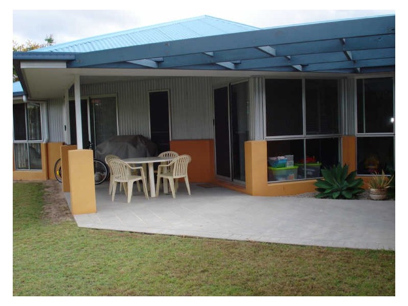 11 Barrington Place, Parkinson QLD 4115