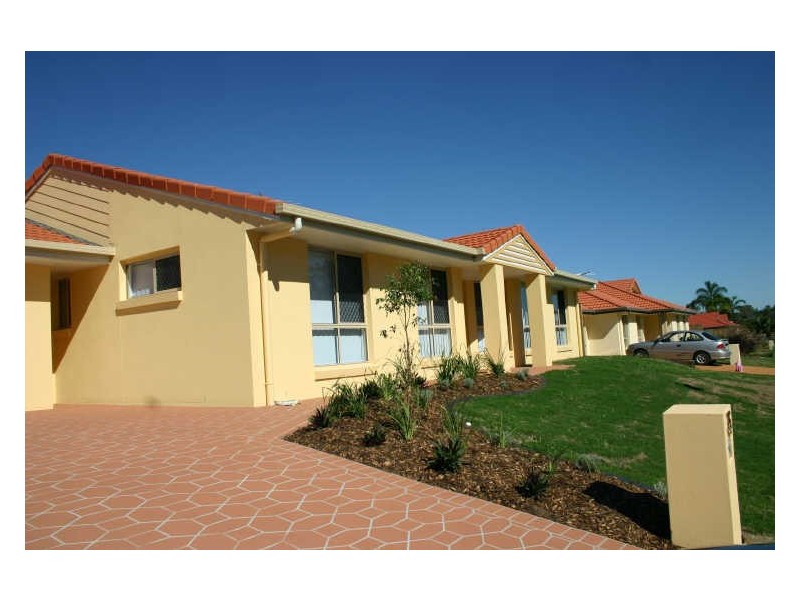 35 Michigan Crescent, Parkinson QLD 4115