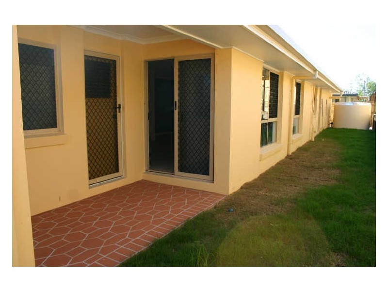 35 Michigan Crescent, Parkinson QLD 4115