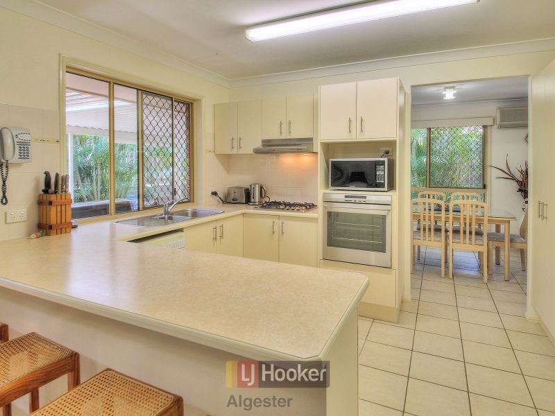 10 Dewick Court, Calamvale QLD 4116