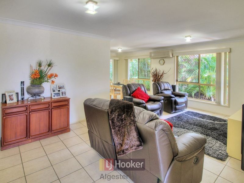 10 Dewick Court, Calamvale QLD 4116