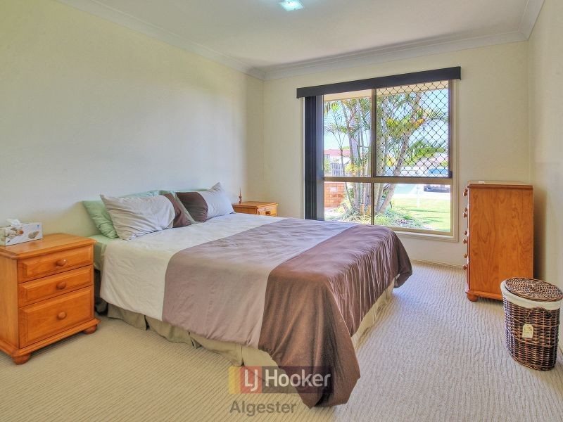 10 Dewick Court, Calamvale QLD 4116